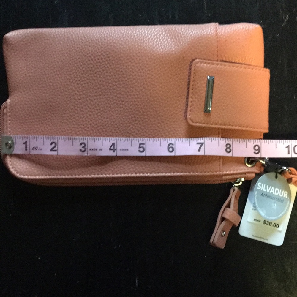 Wristlet - Picture 7 of 8